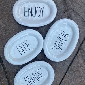 Set of 4 Appetizer Plates